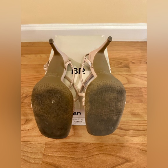 BP Billy Strappy Sandal Faux Leather Nude Spring Women Heels Size 8.5 - Picture 4 of 4